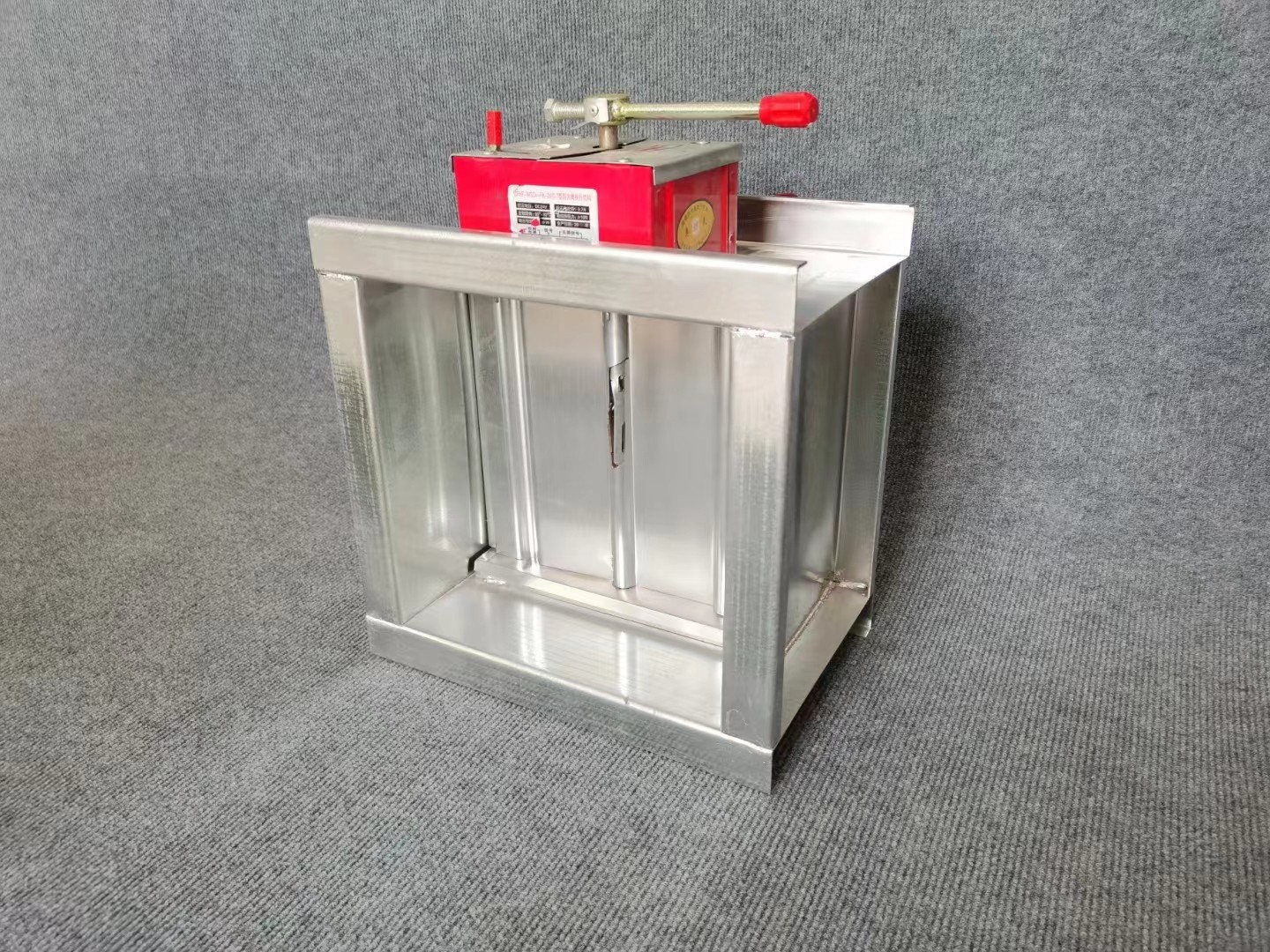 �?sh��)动防火阀在火灾时的作用是什么？